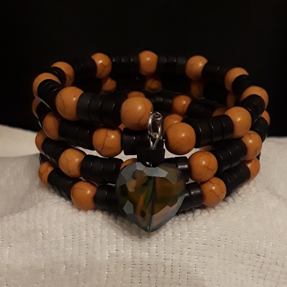 Howlite stone wrap bracelet.